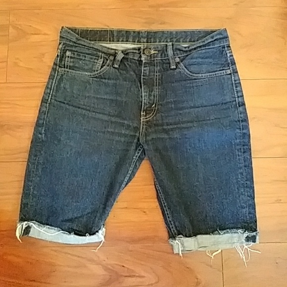 Levi's Other - Levi jeans cutoff shorts